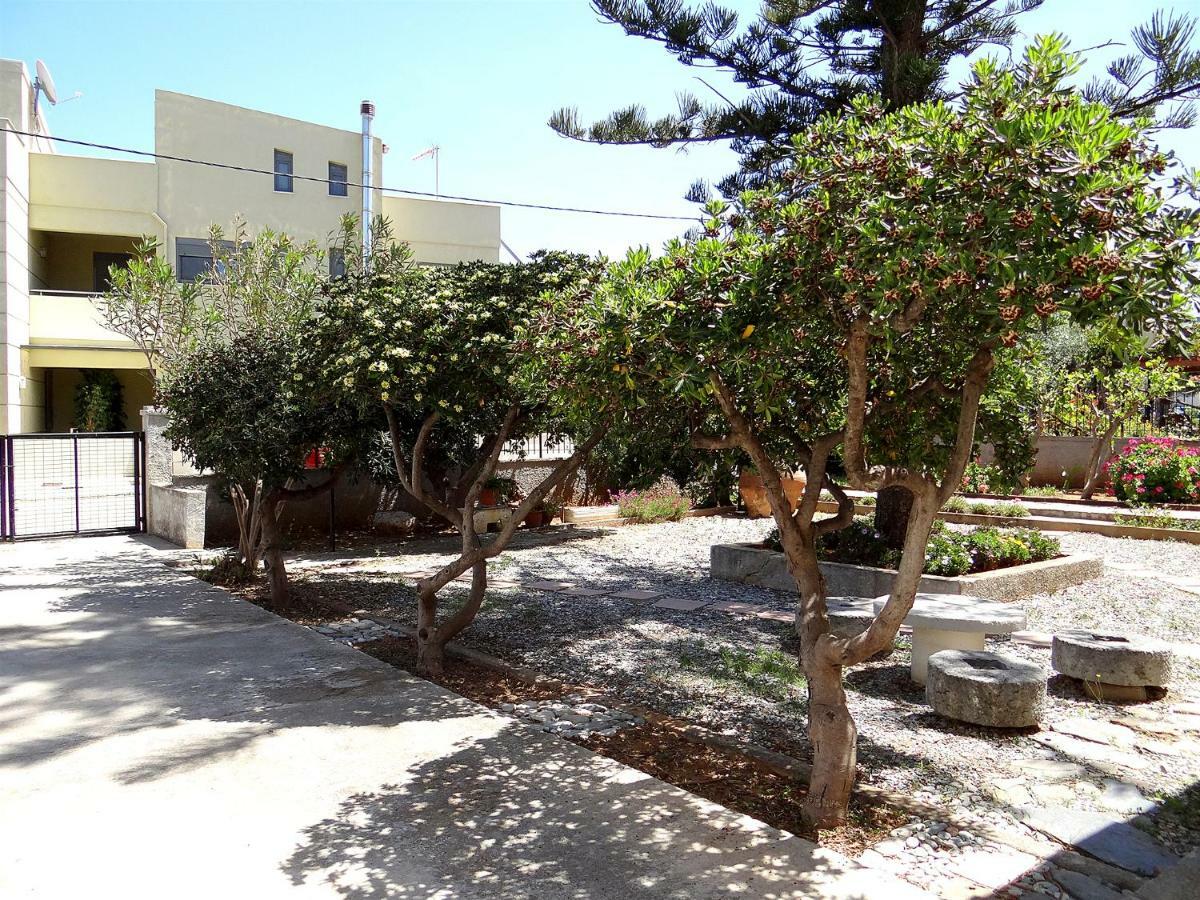 Apartment By The Sea Kato Daratso Exterior photo